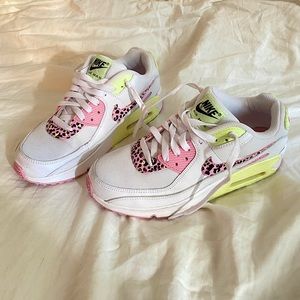 Nike Air Max 90 Pink Barely Volt